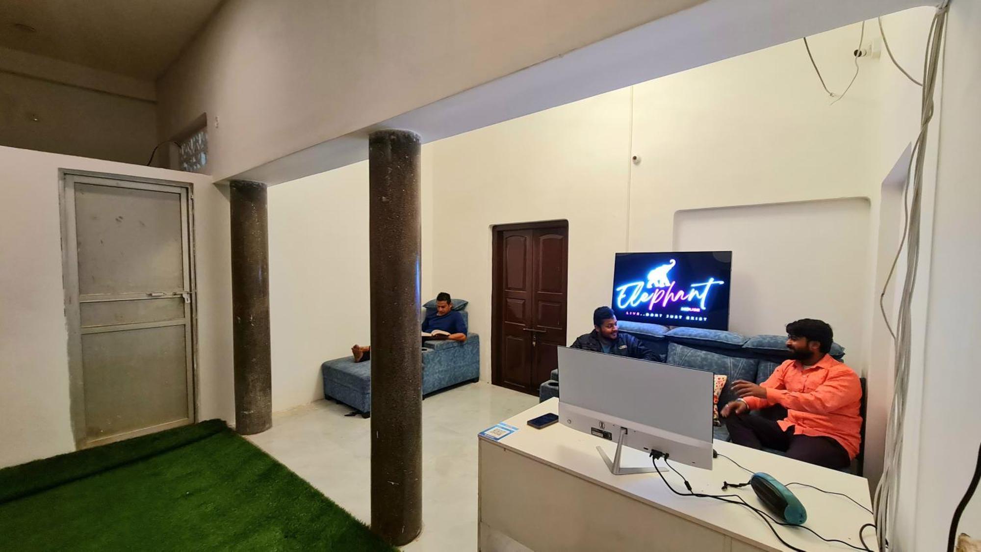 Elephant House - Boutique Stays Varanasi Eksteriør bilde