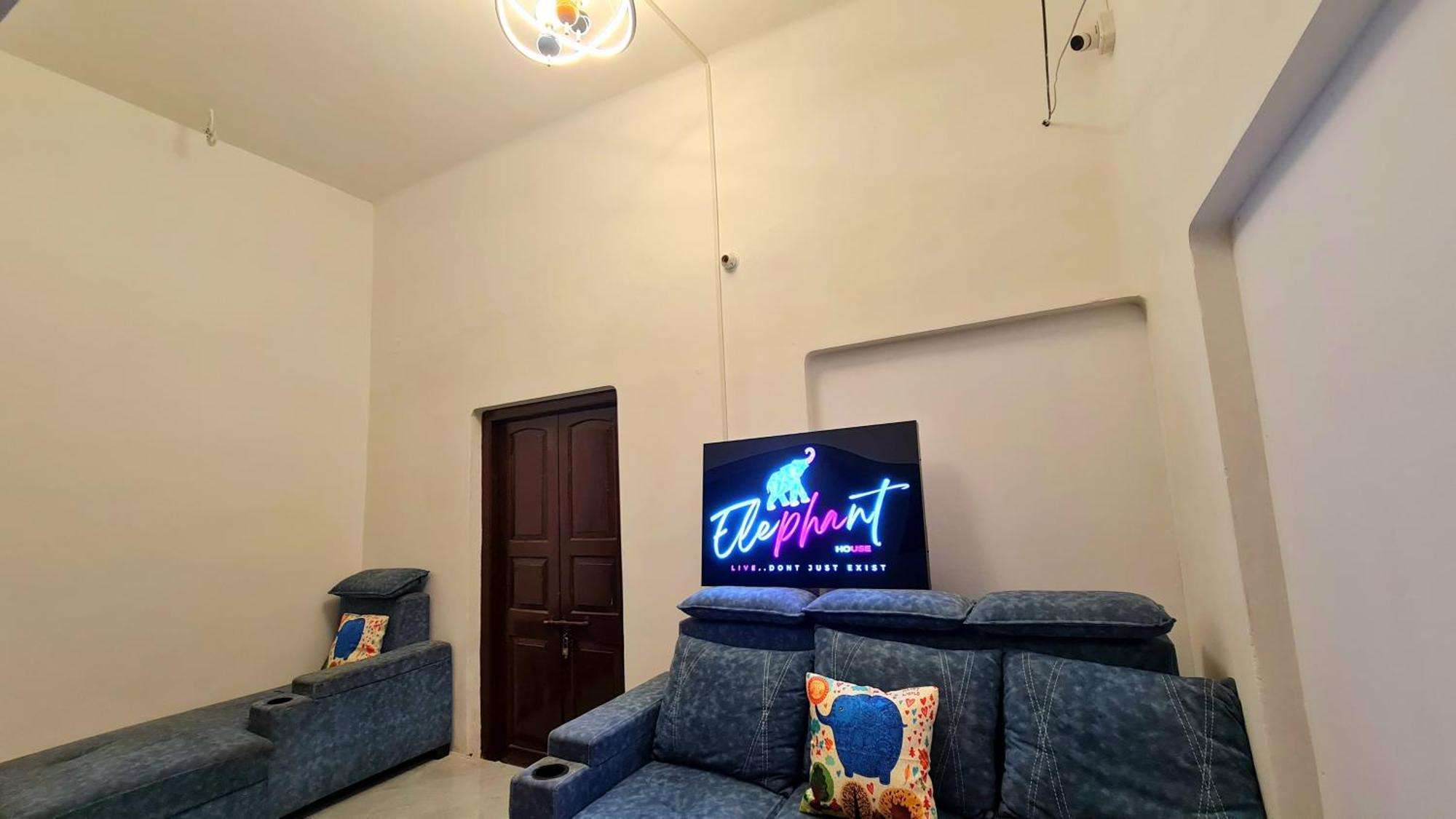 Elephant House - Boutique Stays Varanasi Eksteriør bilde